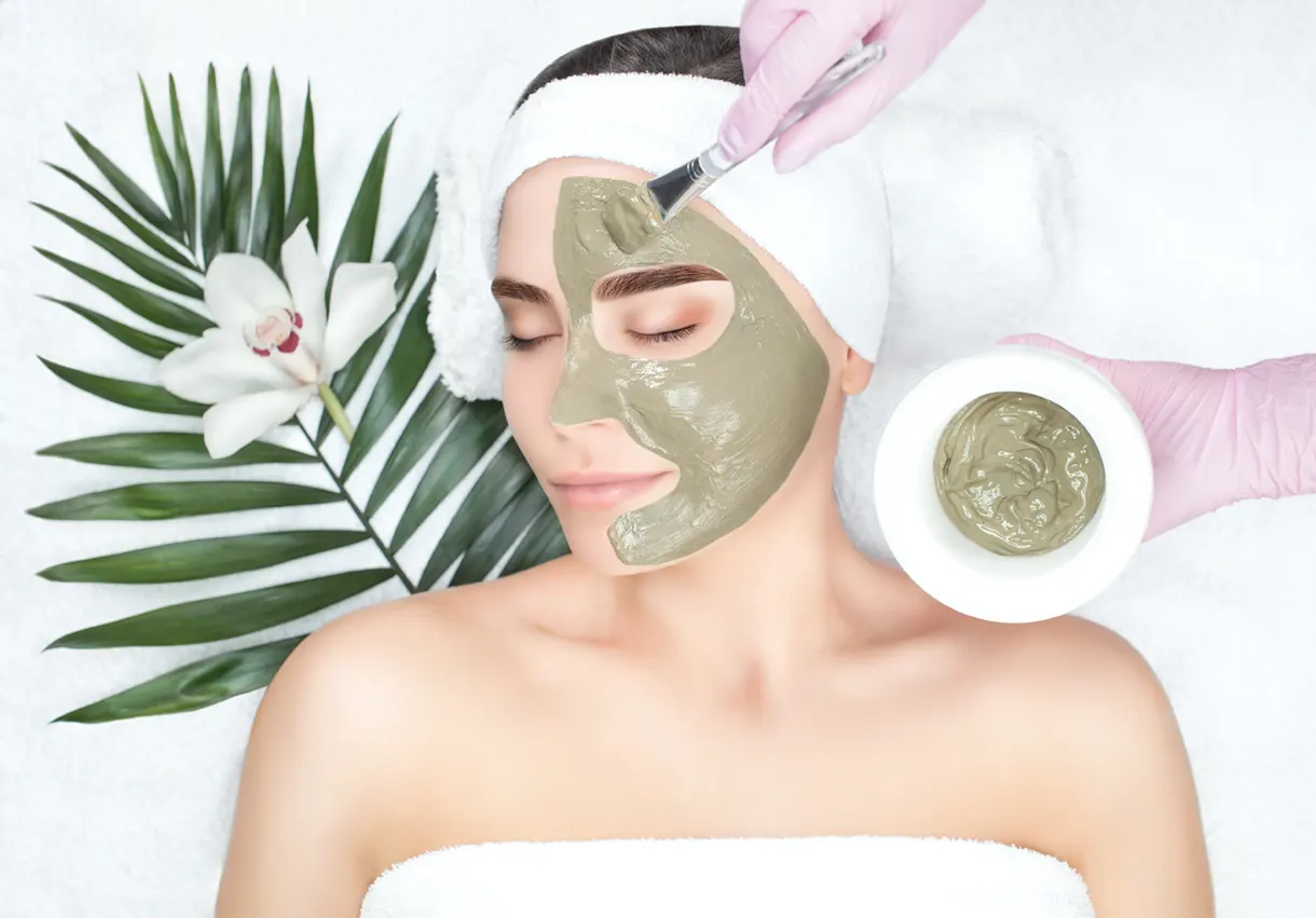 woman-with-beauty-mask
