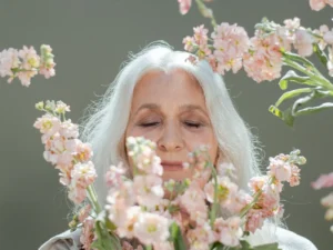 Mature-women-with-flowers