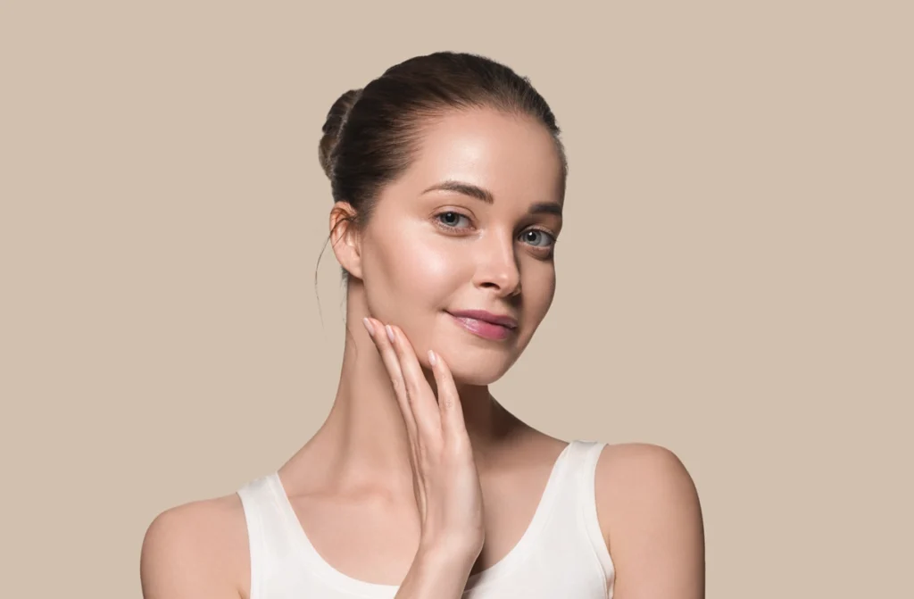 woman-with-clear-skin woman-with-clear-skin